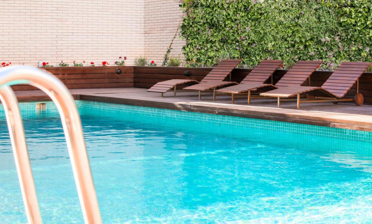 Ilunion Valencia 3 Hotell Exteriör bild