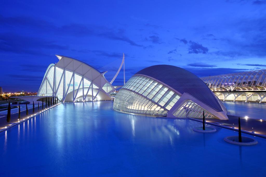 Ilunion Valencia 3 Hotell Exteriör bild