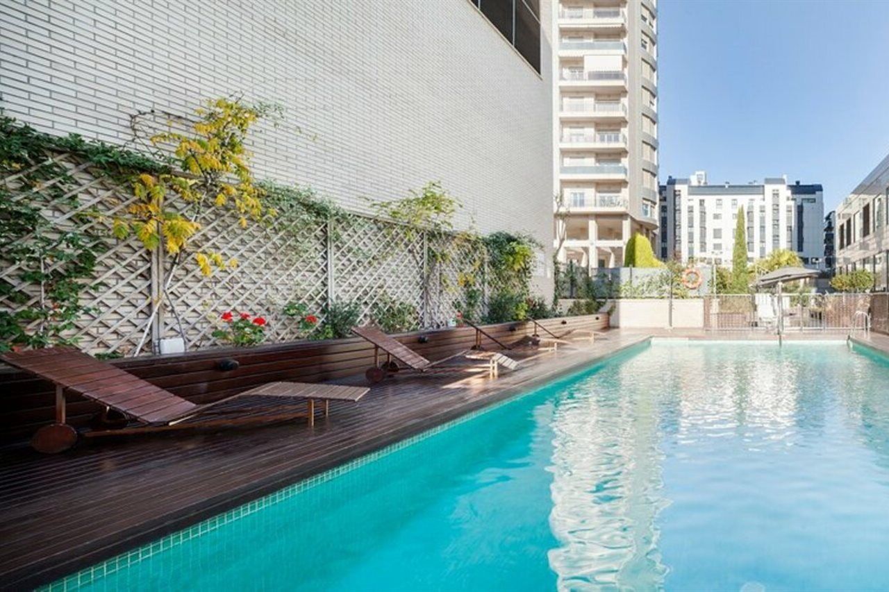 Ilunion Valencia 3 Hotell Exteriör bild