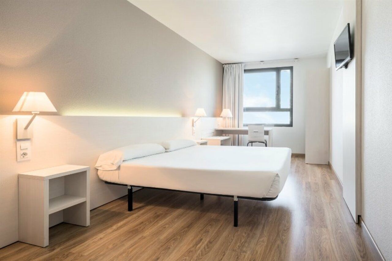 Ilunion Valencia 3 Hotell Exteriör bild
